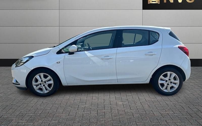 Used Vauxhall Corsa Design Edition 90 HP (66 kW) 2016 White Hatchback