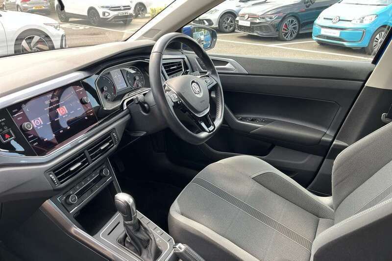 Image 2/4