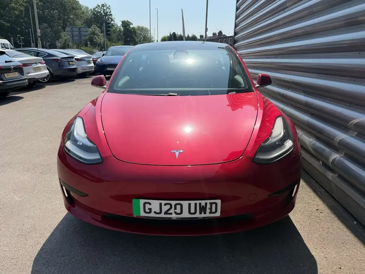 Used Tesla Model 3 Standard Range 239 kW (325 HP) 2020 Red Sedan