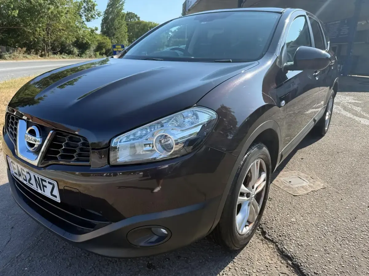 Used Nissan Qashqai +2 Acenta 110 HP (80 kW) 2012 Black SUV