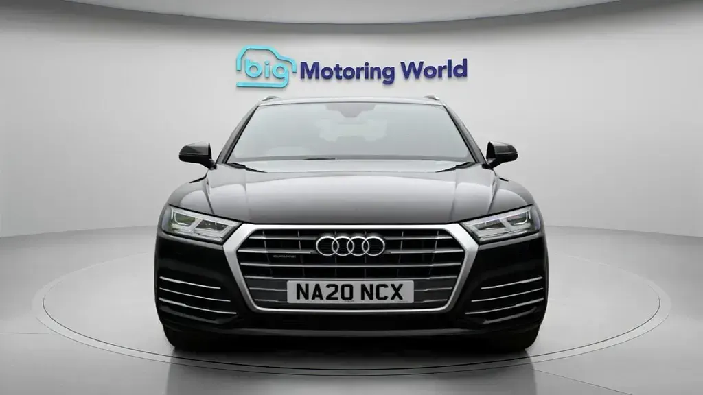 Używany Audi Q5 S-Line 299 KM (219 kW) 2020 Czarny SUV