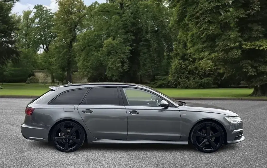 Używany Audi A6 Black Edition 190 KM (139 kW) 2015 Szary Kombi