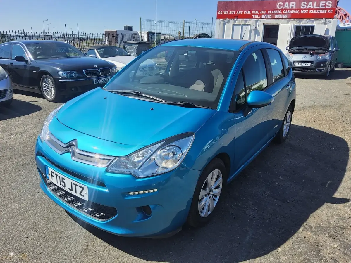 Used Citroën C3 PureTech 82 HP (60 kW) 2015 Blue Hatchback
