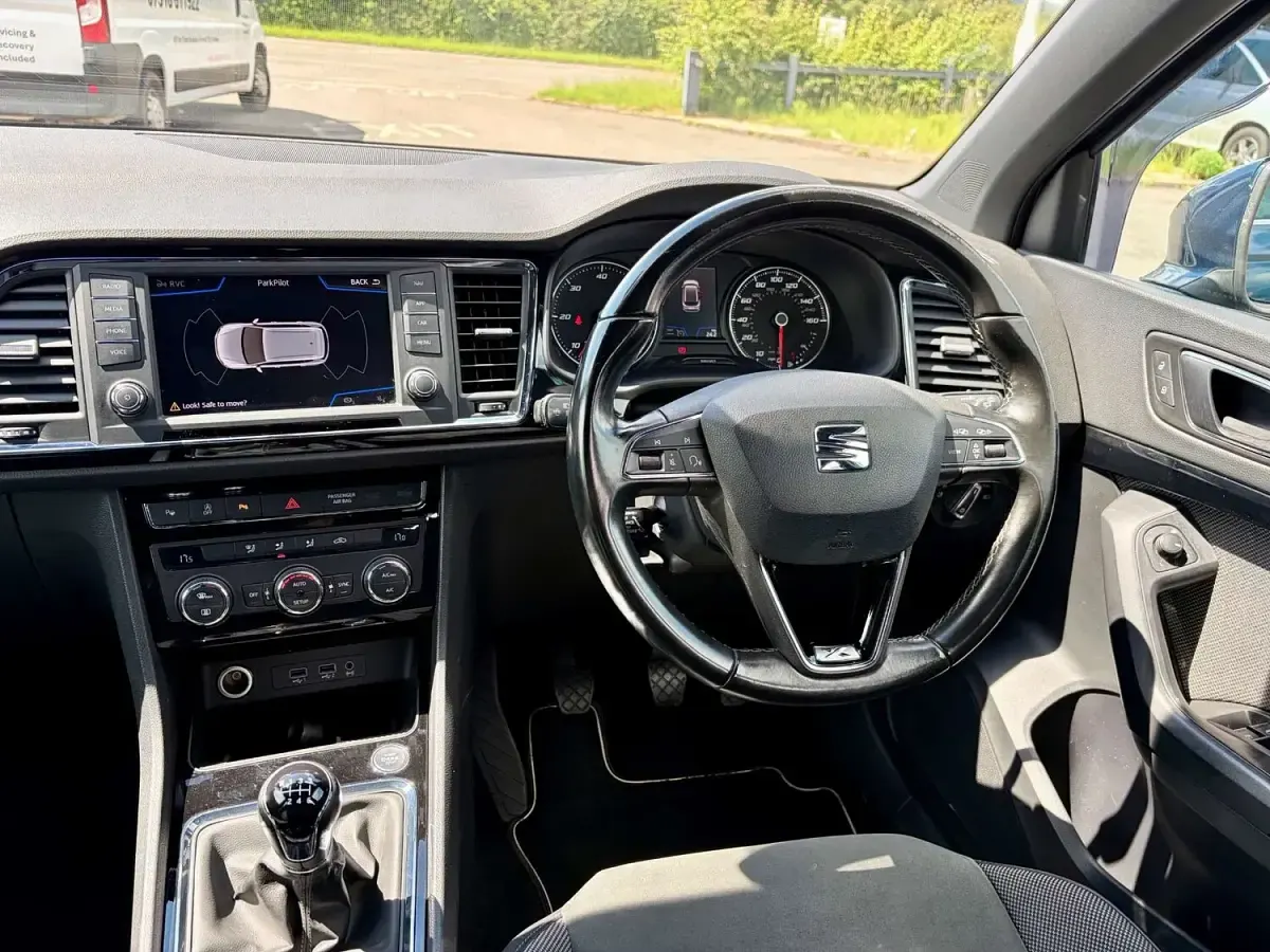 Used Seat Ateca XCELLENCE 115 HP (84 kW) 2019 Blue SUV