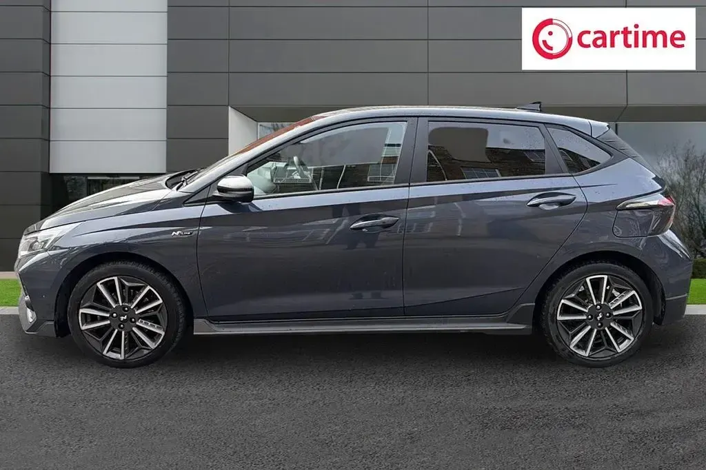 Usado Hyundai i20 N Line 120 CV (88 kW) 2024 Gris Utilitario