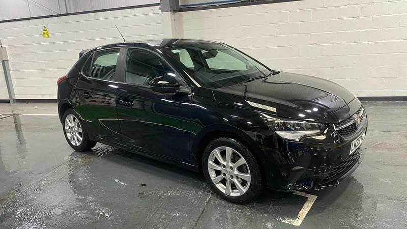 Used Vauxhall Corsa Design Edition 100 HP (73 kW) 2023 Black Hatchback