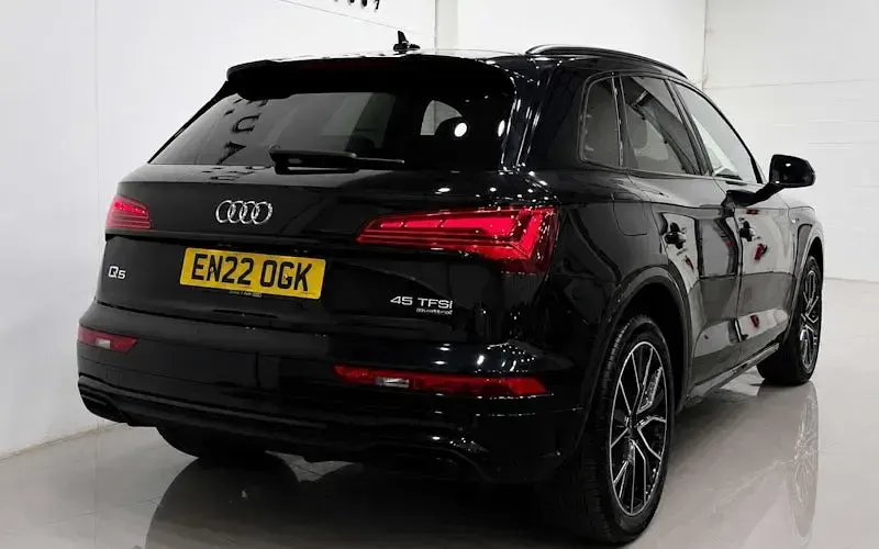 Used Audi Q5 Design 265 HP (194 kW) 2022 Black SUV