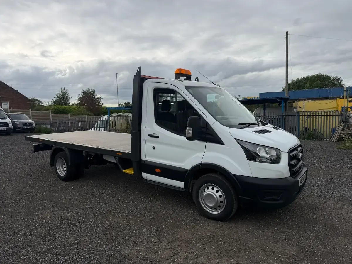 Used Ford Transit 130 HP (95 kW) 2023 White Cabriolet