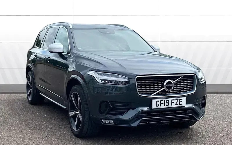 Used Volvo XC90 R-Design 235 HP (172 kW) 2019 SUV