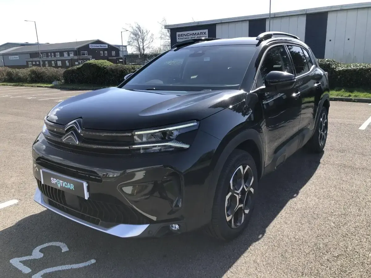 New Citroën C5 127 HP (93 kW) 2026 Black Hatchback