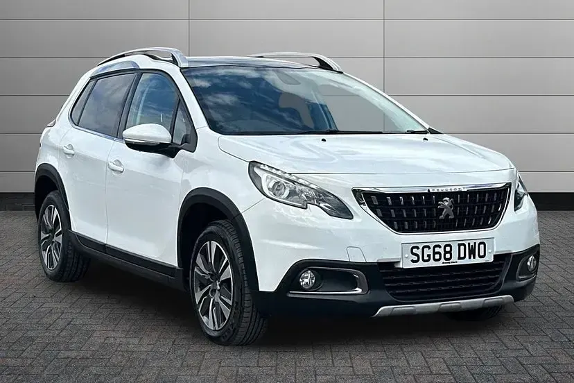 Used Peugeot 2008 Allure Premium 83 HP (61 kW) 2018 Bianca white SUV