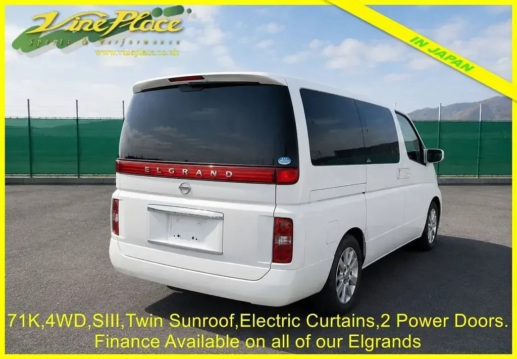 Used Nissan Elgrand 2007 White MPV