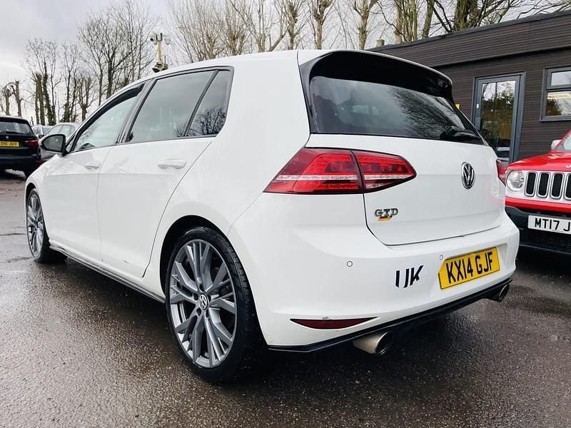 Used VW Golf VII GTD 184 HP (135 kW) 2014 White Hatchback