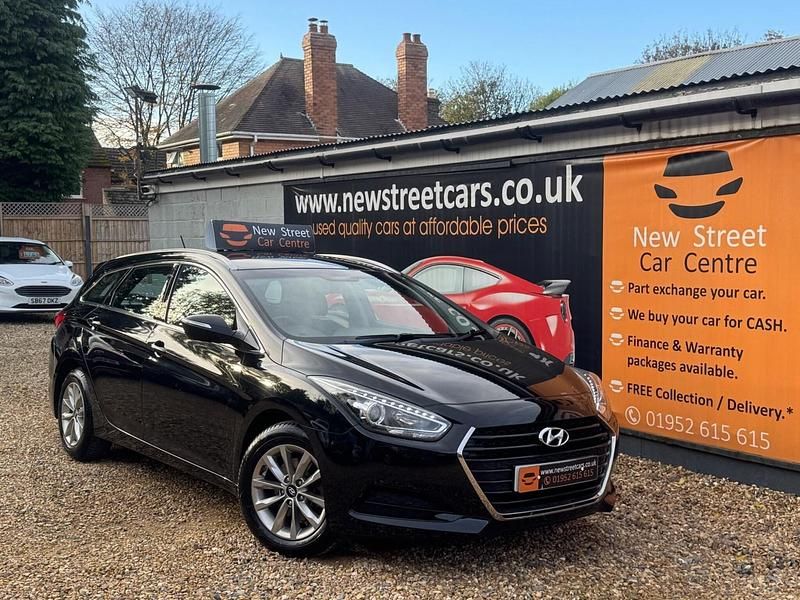 Black Used 2018 Hyundai i40 Estate | £8,684 (Fair price) - Image 1/3