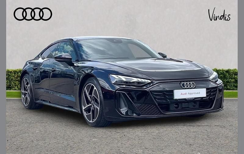 Used Audi e-tron GT quattro Comfort 364 kW (496 HP) 2025 Black Sedan