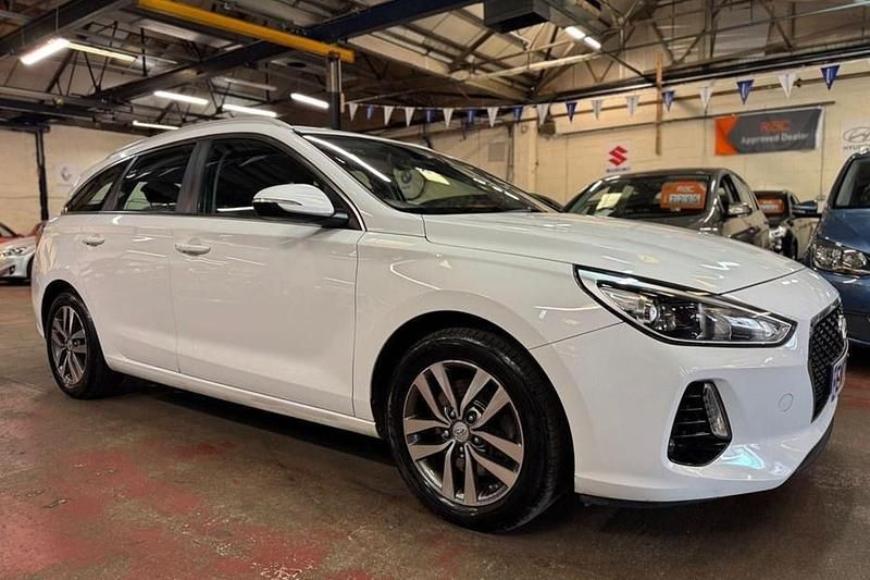 Used 2017 Hyundai i30 SE Estate | £6,700 (Fair price) - Image 1/1