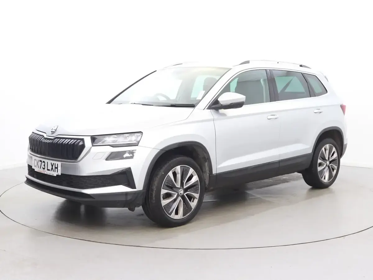 Second-hand Skoda Karoq SE L 150 CP (110 kW) 2023 Argintiu SUV
