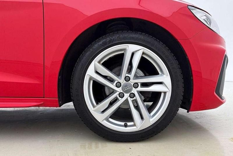 Used Audi A1 S-Line 94 HP (69 kW) 2020 Red SUV