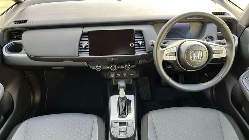 Used Honda Jazz Elegance 122 HP (89 kW) 2025 White Hatchback