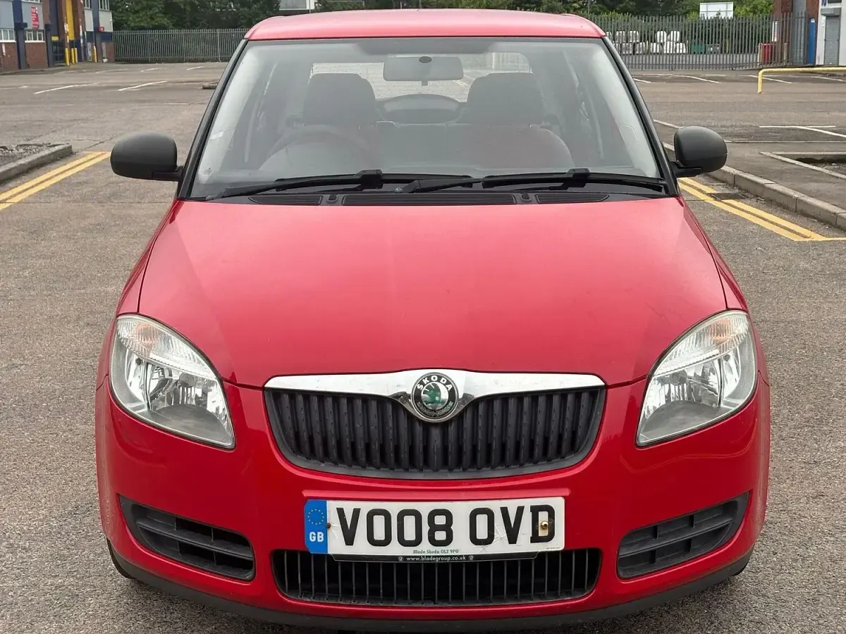 Used Skoda Fabia 60 HP (44 kW) 2008 Red Hatchback