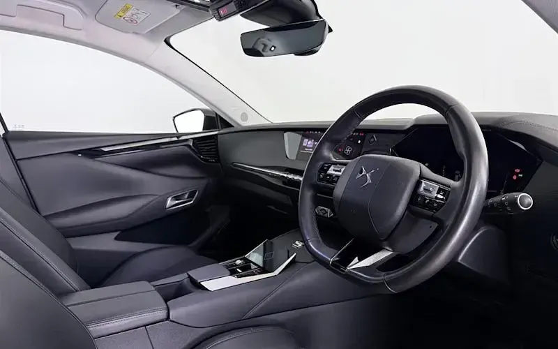Used DS Automobiles DS4 Crossback Trocadero 131 HP (96 kW) 2023 SUV