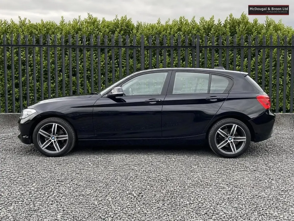 Used BMW 118 Sport Line 136 HP (100 kW) 2018 Black Hatchback