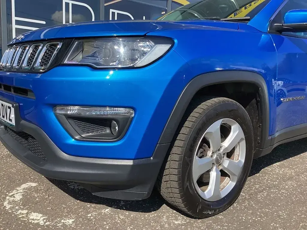 Usado Jeep Compass Longitude 120 CV (88 kW) 2019 Azul SUV