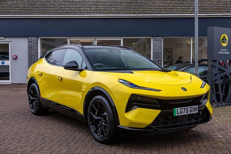 Used Lotus Eletre 450 kW (612 HP) 2025 Yellow SUV