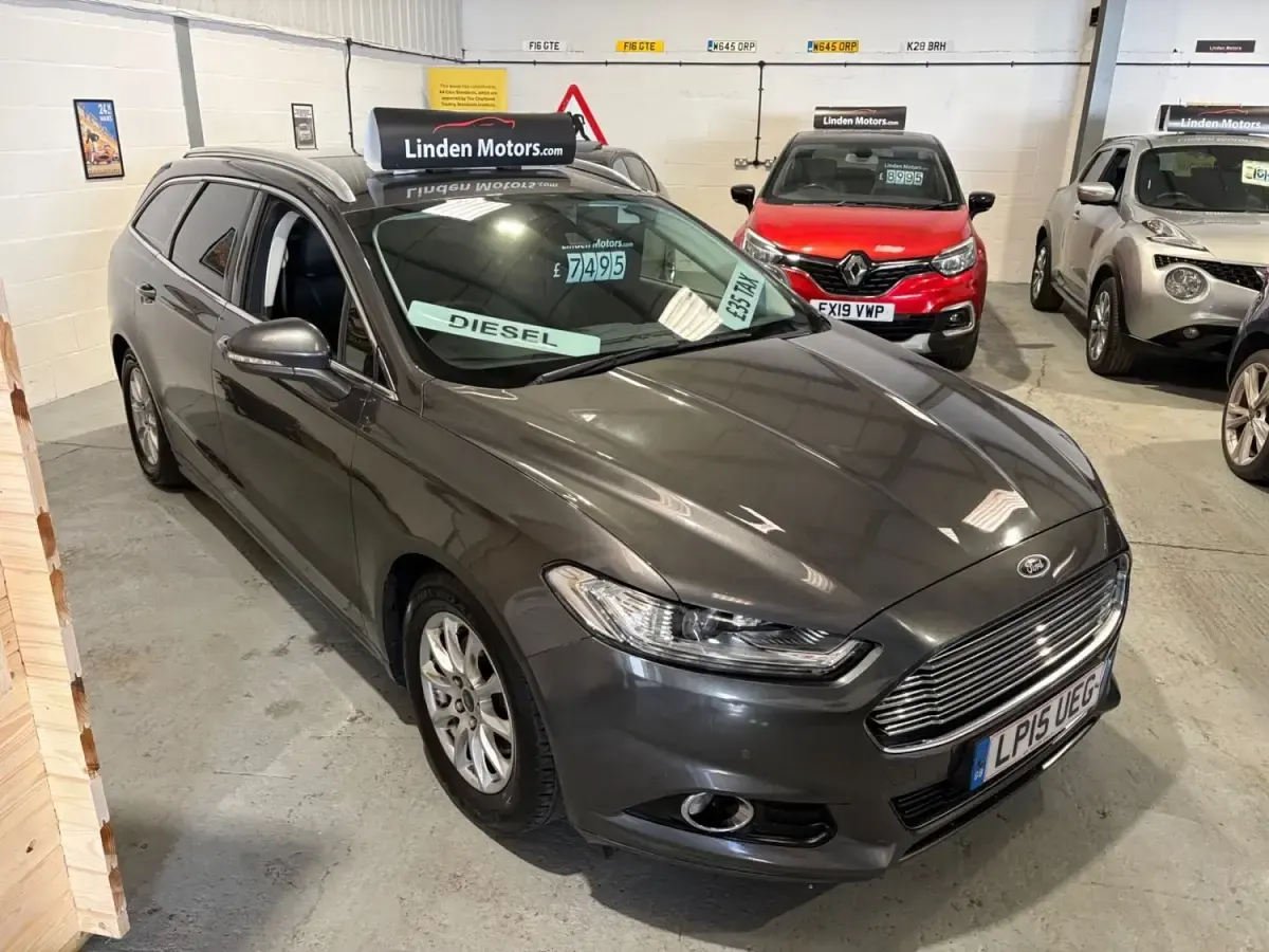 Begagnad Ford Mondeo Titanium 2015 Grå Kombi