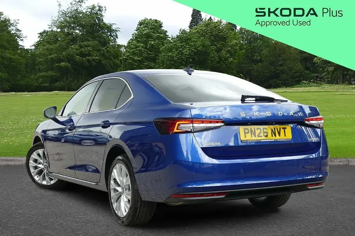 New Skoda Superb SE L 110 HP (80 kW) 2026 Cobalt blue metallic Hatchback