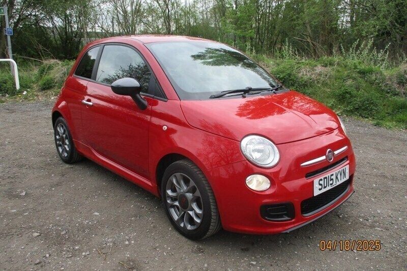 Red Used 2015 Fiat 500 S Hatchback | £3,995 (Good price) - Image 1/1