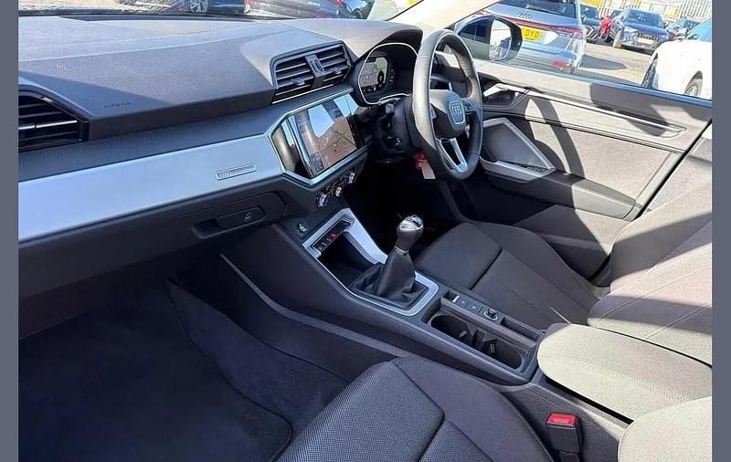 Used Audi Q3 Sport 147 HP (108 kW) 2023 Blue SUV