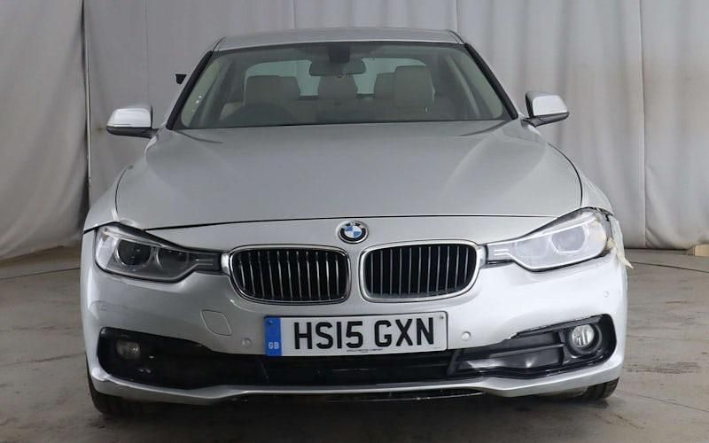 Used BMW 320 Luxury Line 184 HP (135 kW) 2014 Silver Sedan