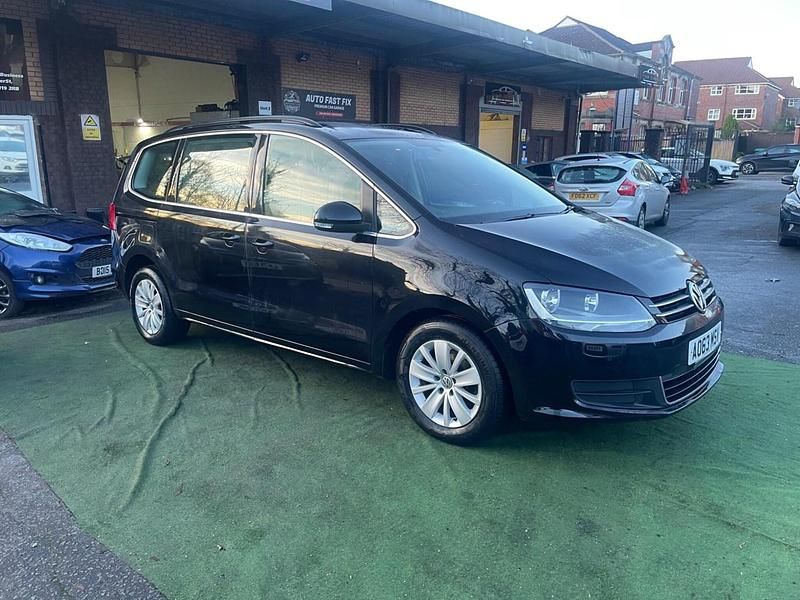 Used VW Sharan SE 140 HP (102 kW) 2013 Black MPV