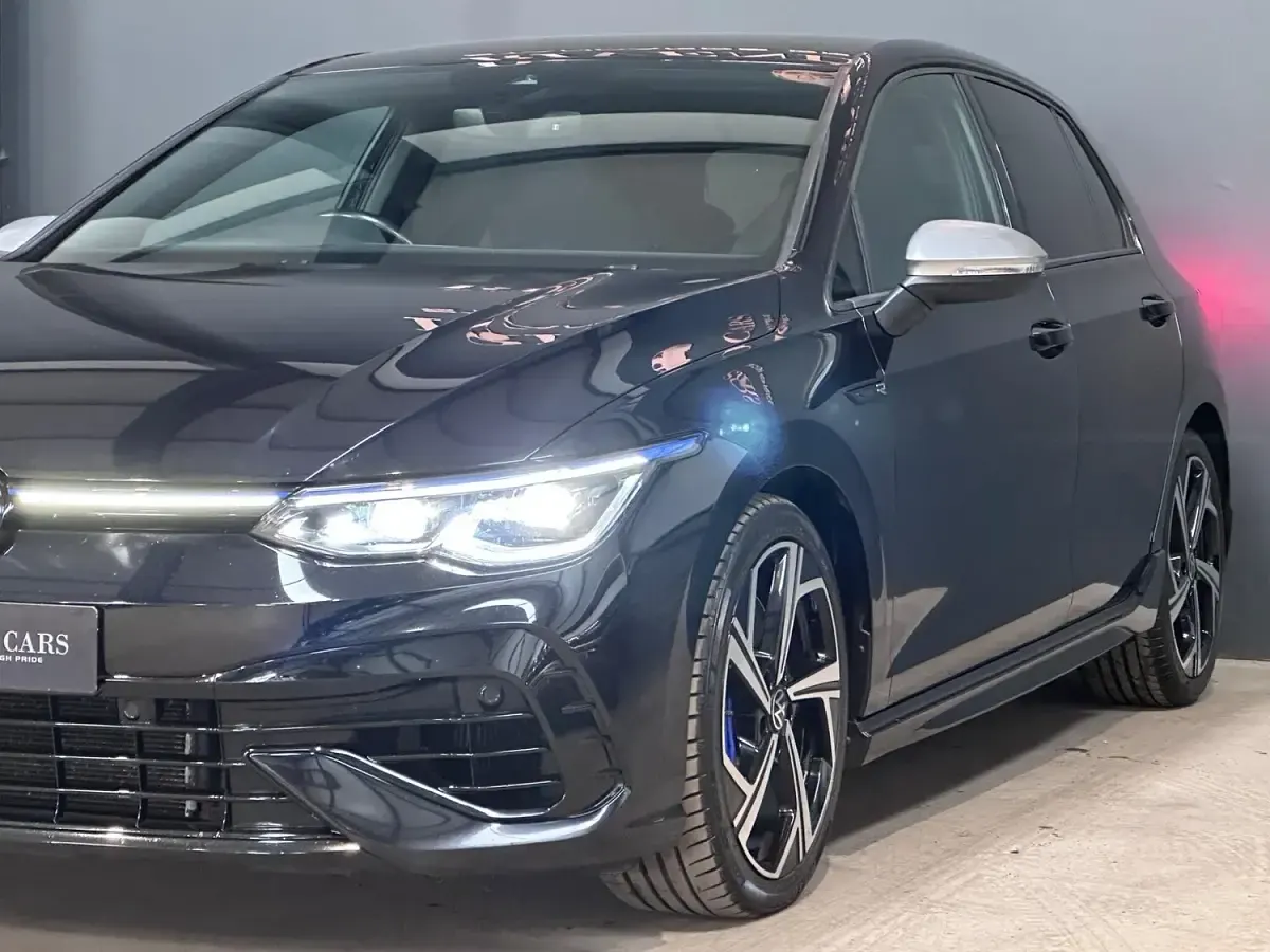 Used VW Golf VII R 315 HP (231 kW) 2021 Black Hatchback