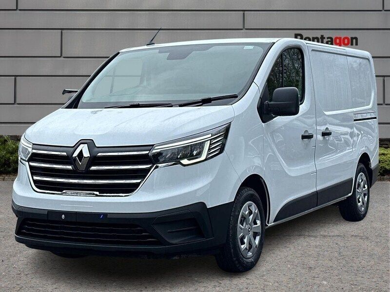 Used Renault Trafic 130 HP (95 kW) 2024 Solid  glacier white  MPV