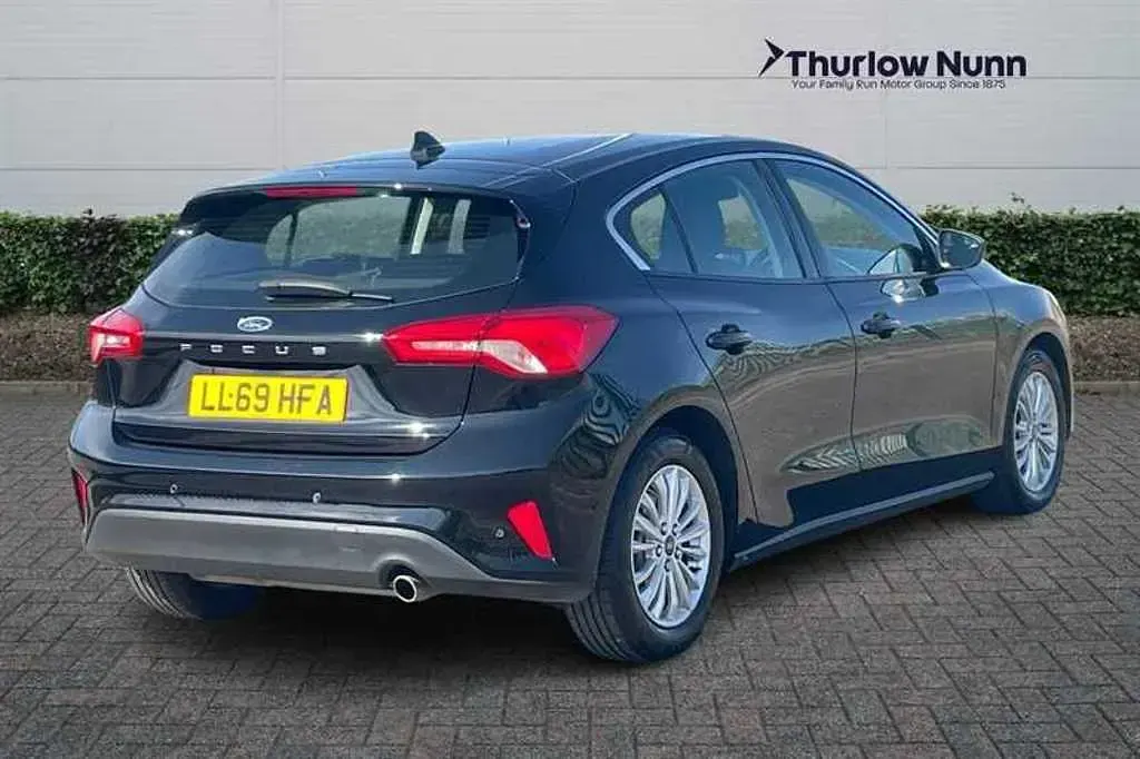 Used Ford Focus Titanium 125 HP (91 kW) 2019 Black Hatchback