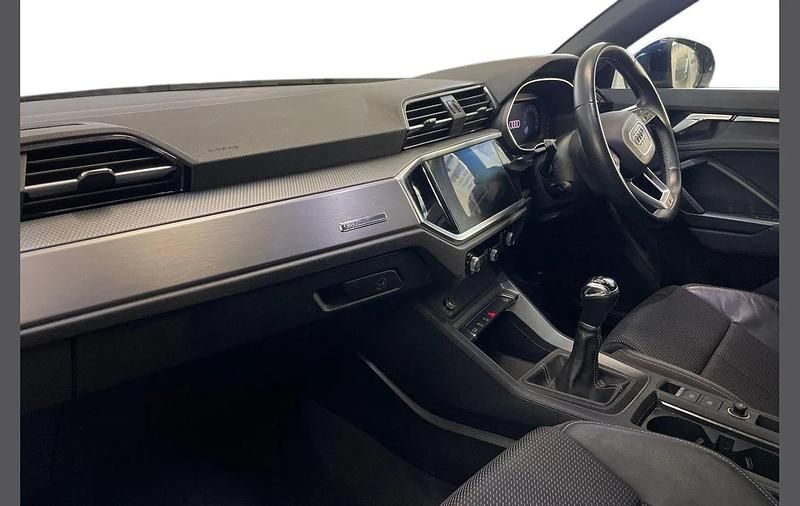 Used Audi Q3 S-Line 147 HP (108 kW) 2021 Blue SUV