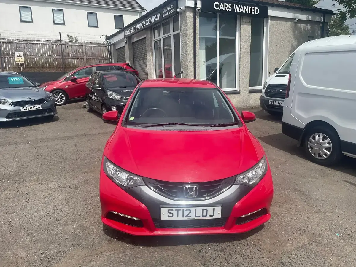 Used Honda Civic SE 2012 Red Hatchback