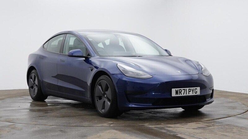 Blue Used 2021 Tesla Model 3 Standard Range Sedan | £12,490 (Fair price) - Image 1/4