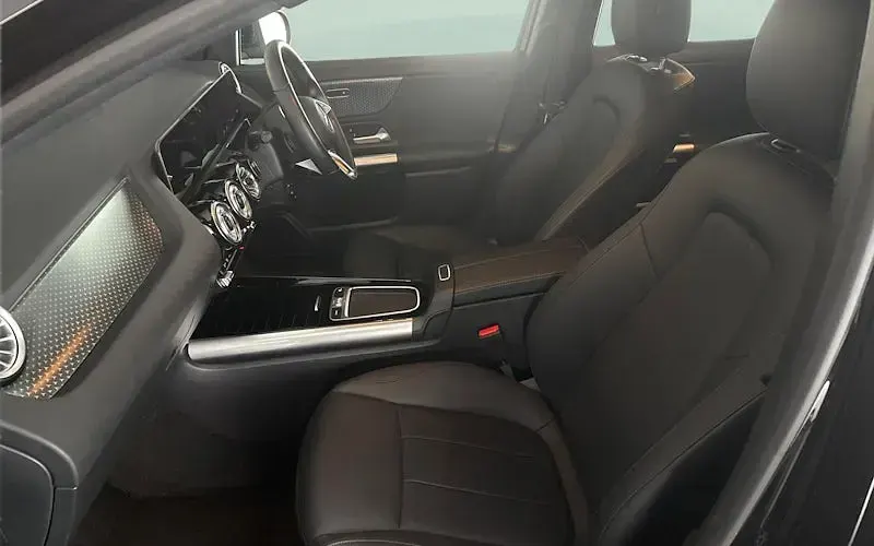 Used Mercedes EQA250+ Executive 139 kW (190 HP) 2026 SUV