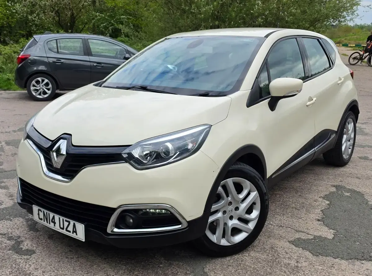 Usado Renault Captur Dynamique 2014 Beige SUV