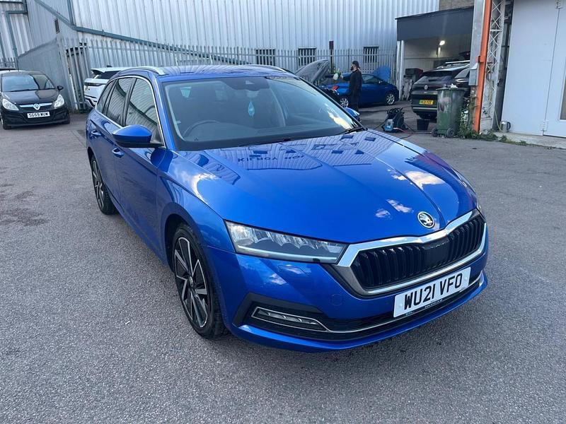 Blue Used 2021 Skoda Octavia SE L Estate | £16,000 (Fair price) - Image 1/4