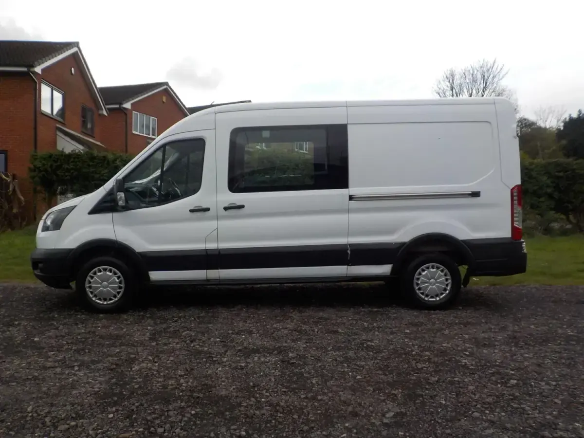 Usado Ford Transit 130 CV (95 kW) 2018 Blanco Van