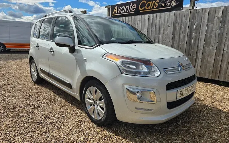 Begagnad Citroën C3 Exclusive 120 HK (88 kW) 2015 Minibuss
