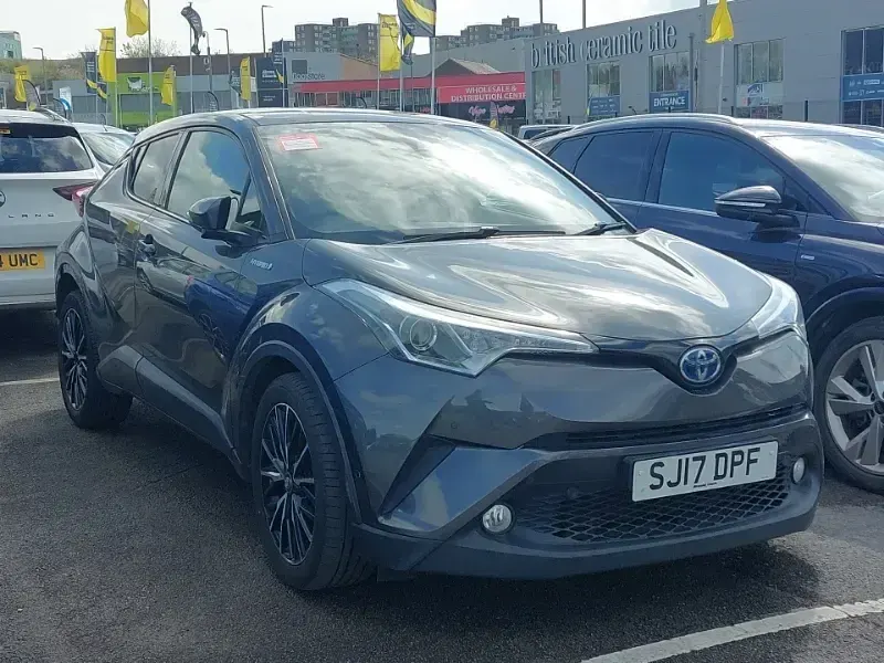 Usado Toyota C-HR 122 HP (89 kW) 2017 Cinzento SUV