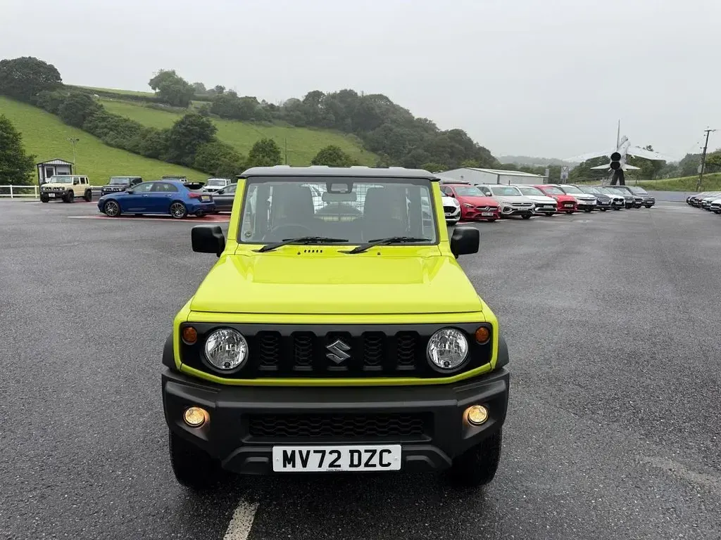 Used Suzuki Jimny 101 HP (74 kW) 2022 Yellow SUV