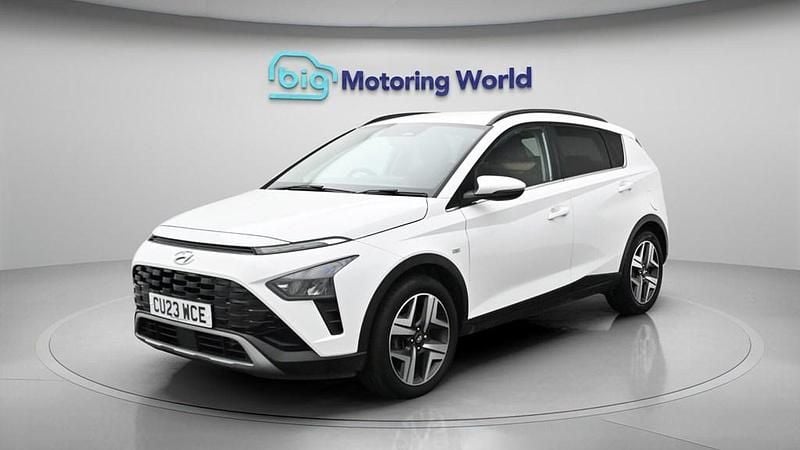 Used Hyundai Bayon Premium 120 HP (88 kW) 2023 White SUV