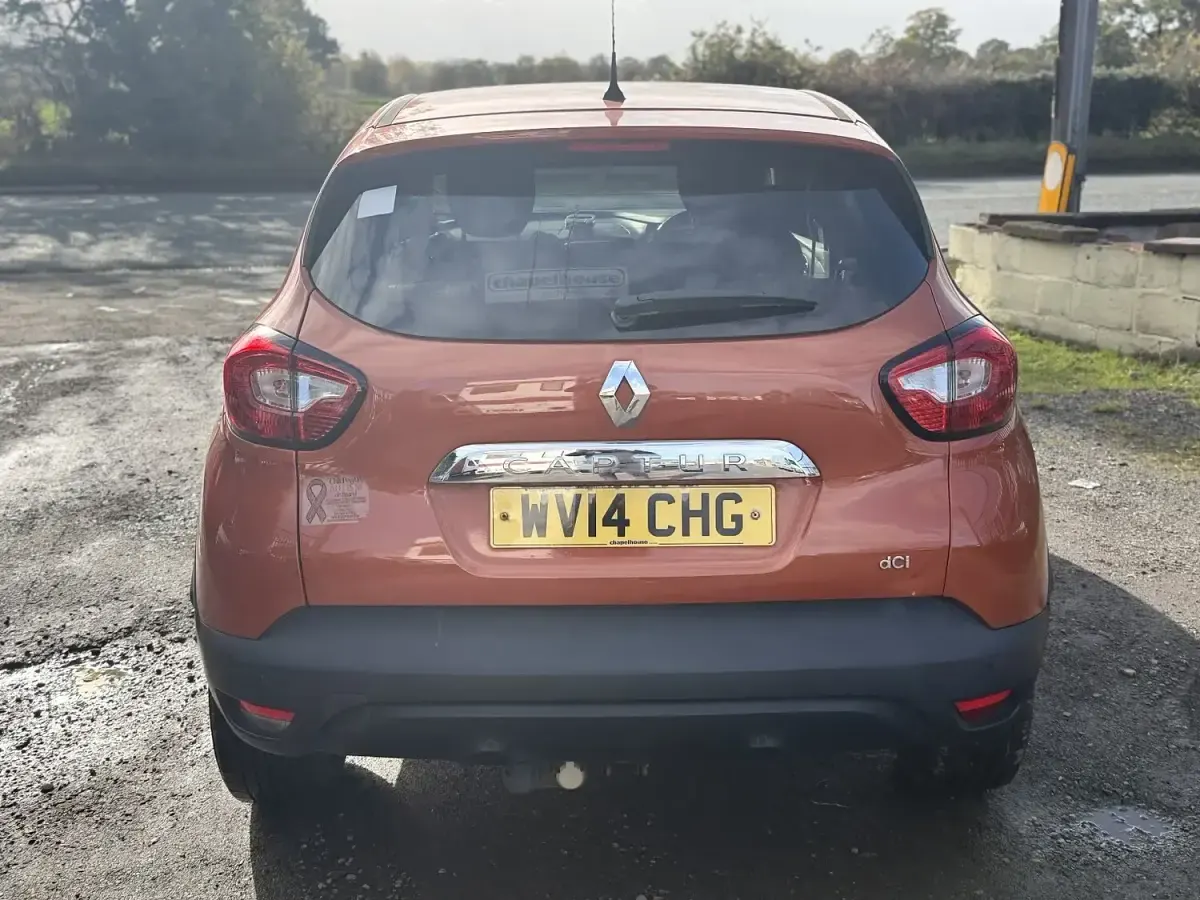 Used Renault Captur Dynamique 2014 Orange SUV