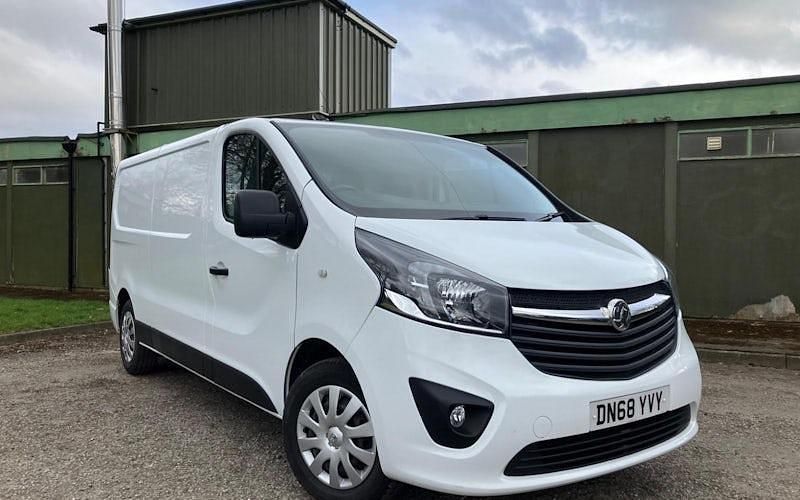 Used 2018 Vauxhall Vivaro Sportive MPV | £8,394 (Good price) - Image 1/4